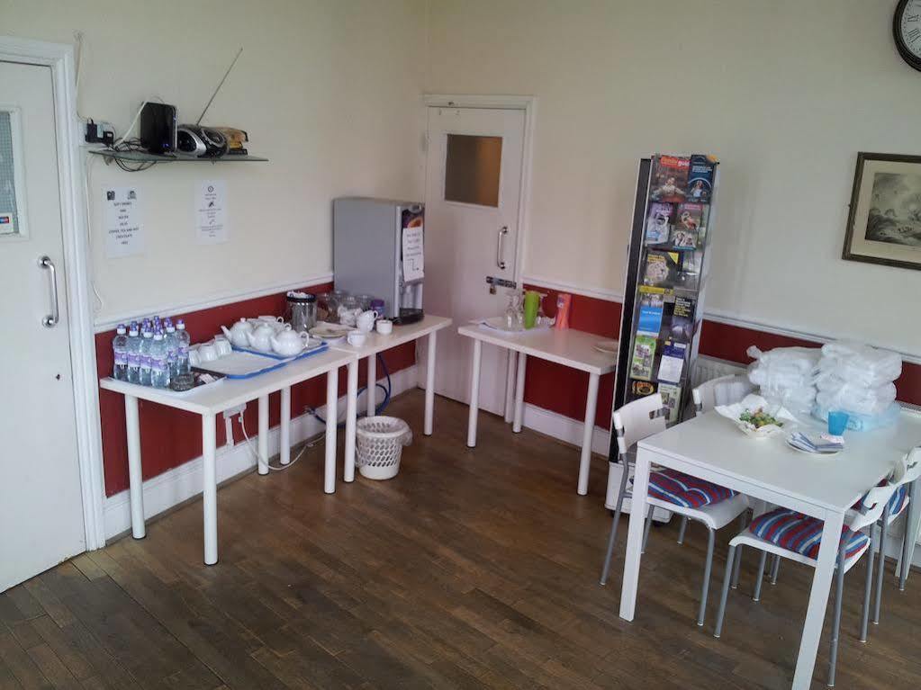 The Knowsley - Not Open To The Public 2* Liverpool